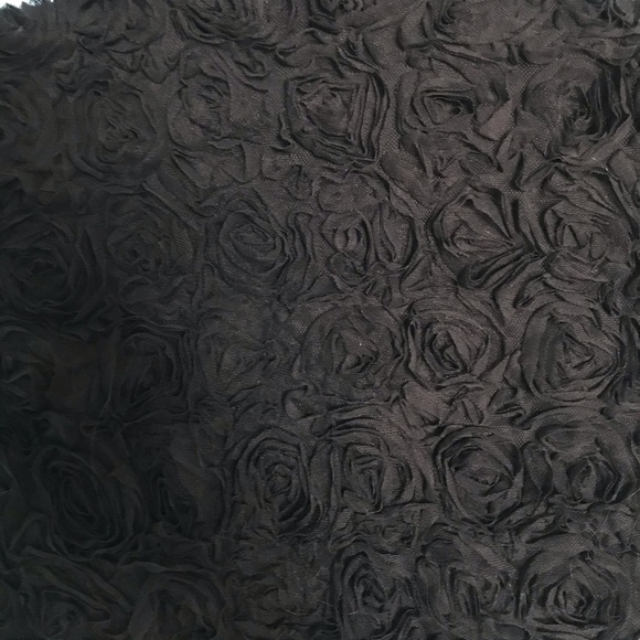 NWOT ORSAY Evening shrug with mesh roses - Picture 6 of 7